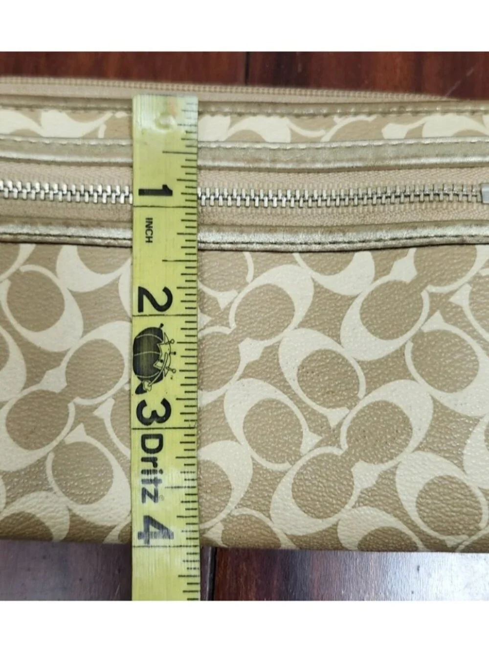 Vintage Coach Signature Zip Around Wristlet Wallet Beige Gold Monogram Clutch